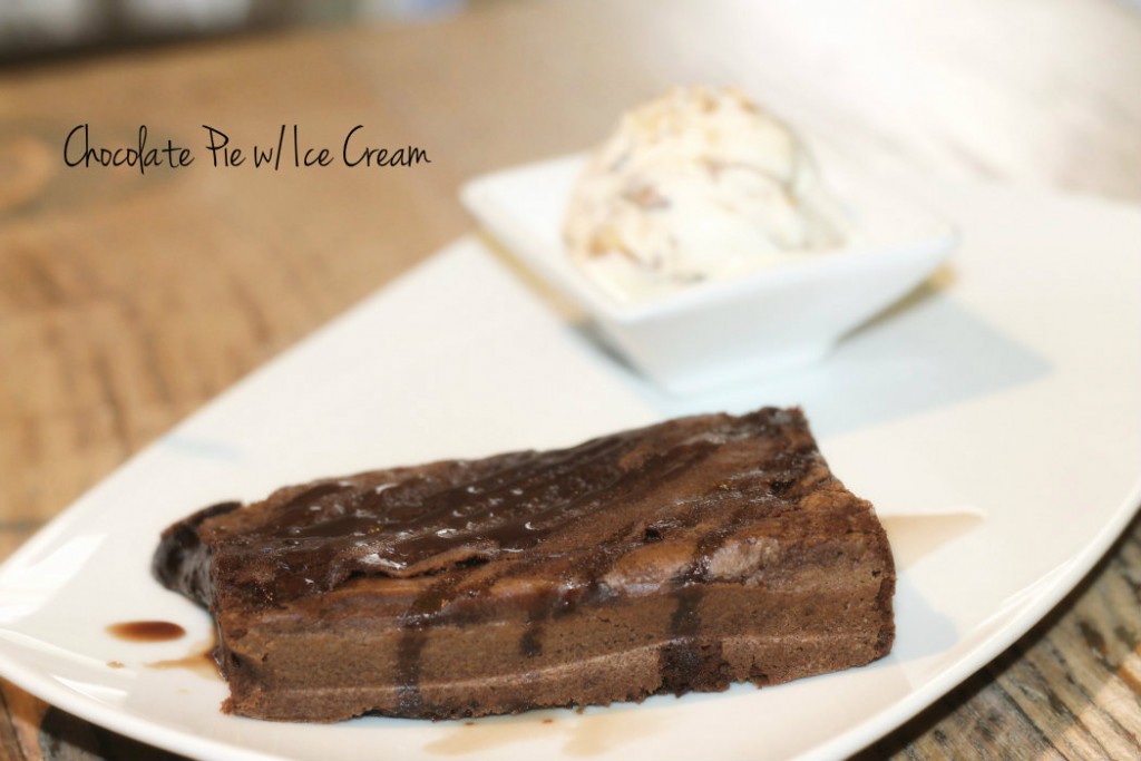 Mono Restaurant Restaurant Review - Chocolate Pie with Ice Cream
