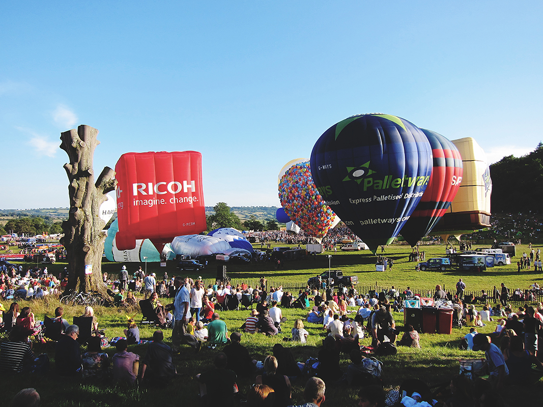 Style at 30 Fashion Travel Blog Bristol Hot Air Balloon Festival 10