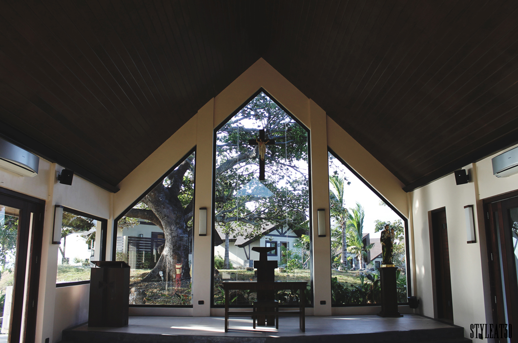 Two-Seasons-Resort-Palawan-Glass-Chapel
