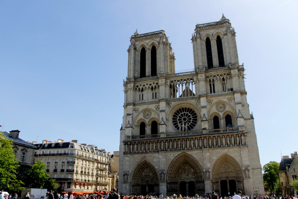 Styleat30 Fashion & Travel Blog - Notre Dame Cathedral - Paris France 15