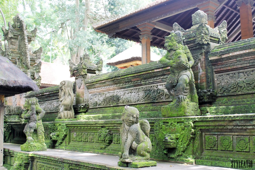 STYLEAT30 Fashion Travel Blog - Sacred Monkey Forest Sanctuary Ubud - Indonesia 04