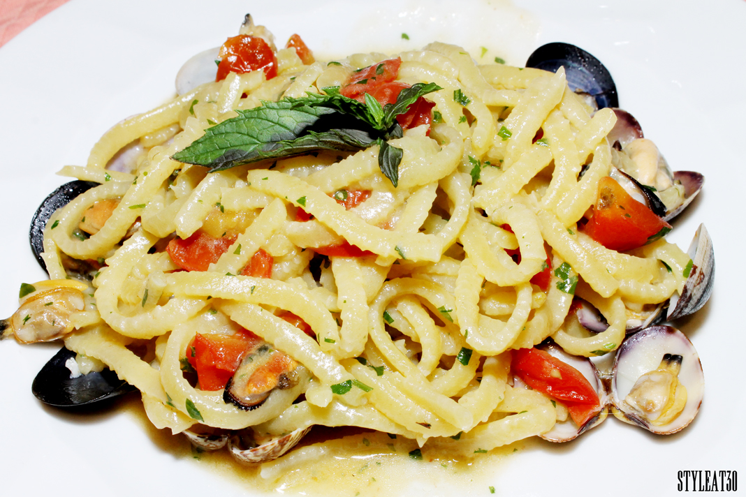 STYLEAT30 Travel + Fashion + Food Blog - Pupetto Cafe Restaurant Review - Positano, Amalfi Coast, Italy 11