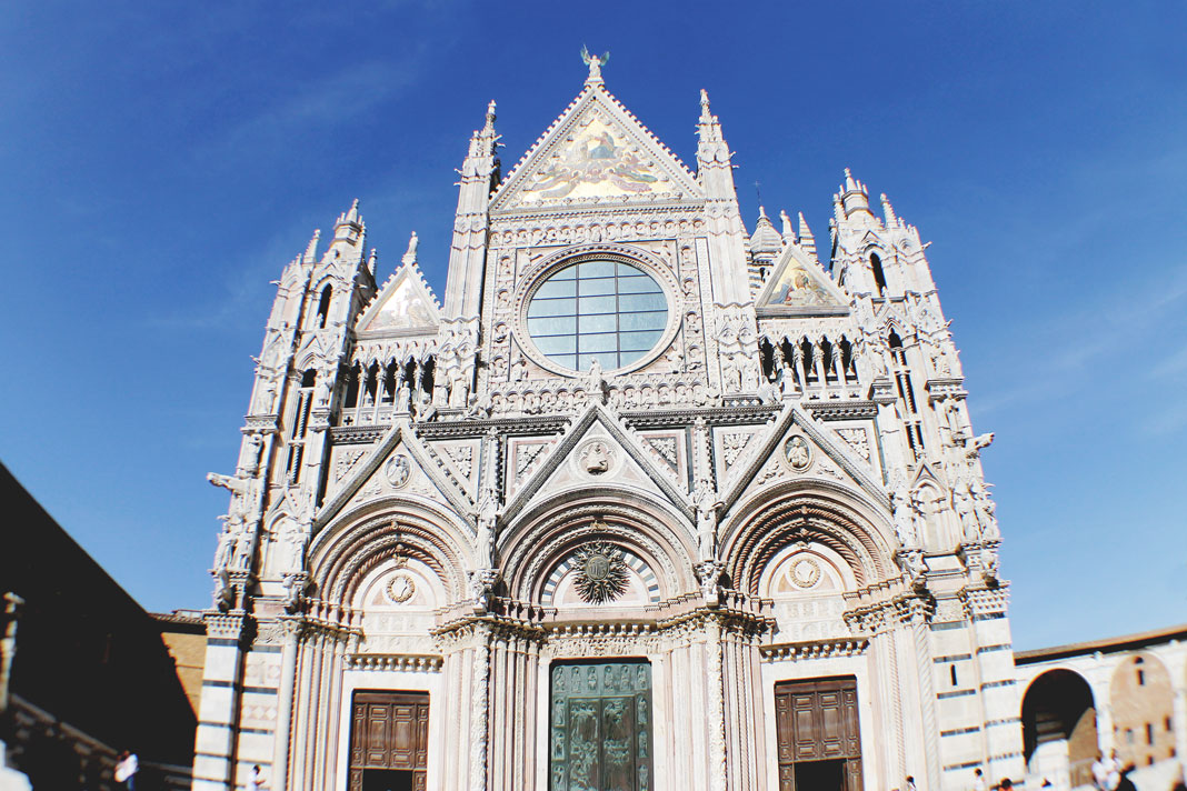 Siena - Tuscany - Discover Italy - Styleat30 Travel + Fashion Blog 02