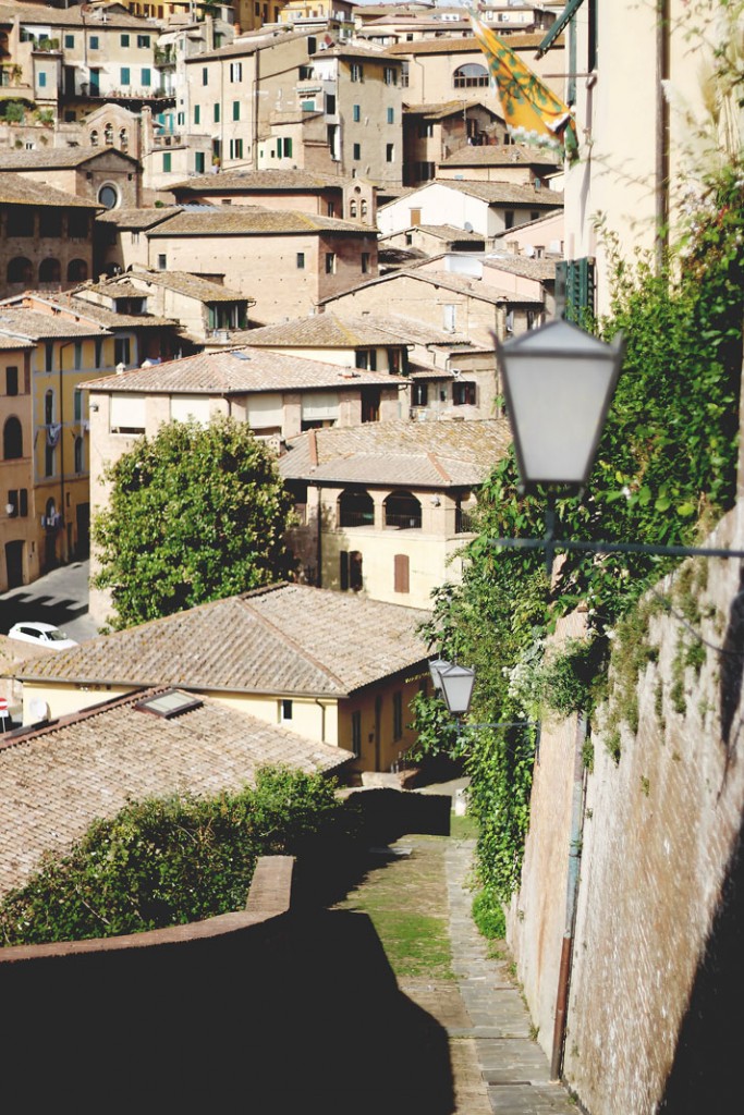 Siena - Tuscany - Discover Italy - Styleat30 Travel + Fashion Blog 06