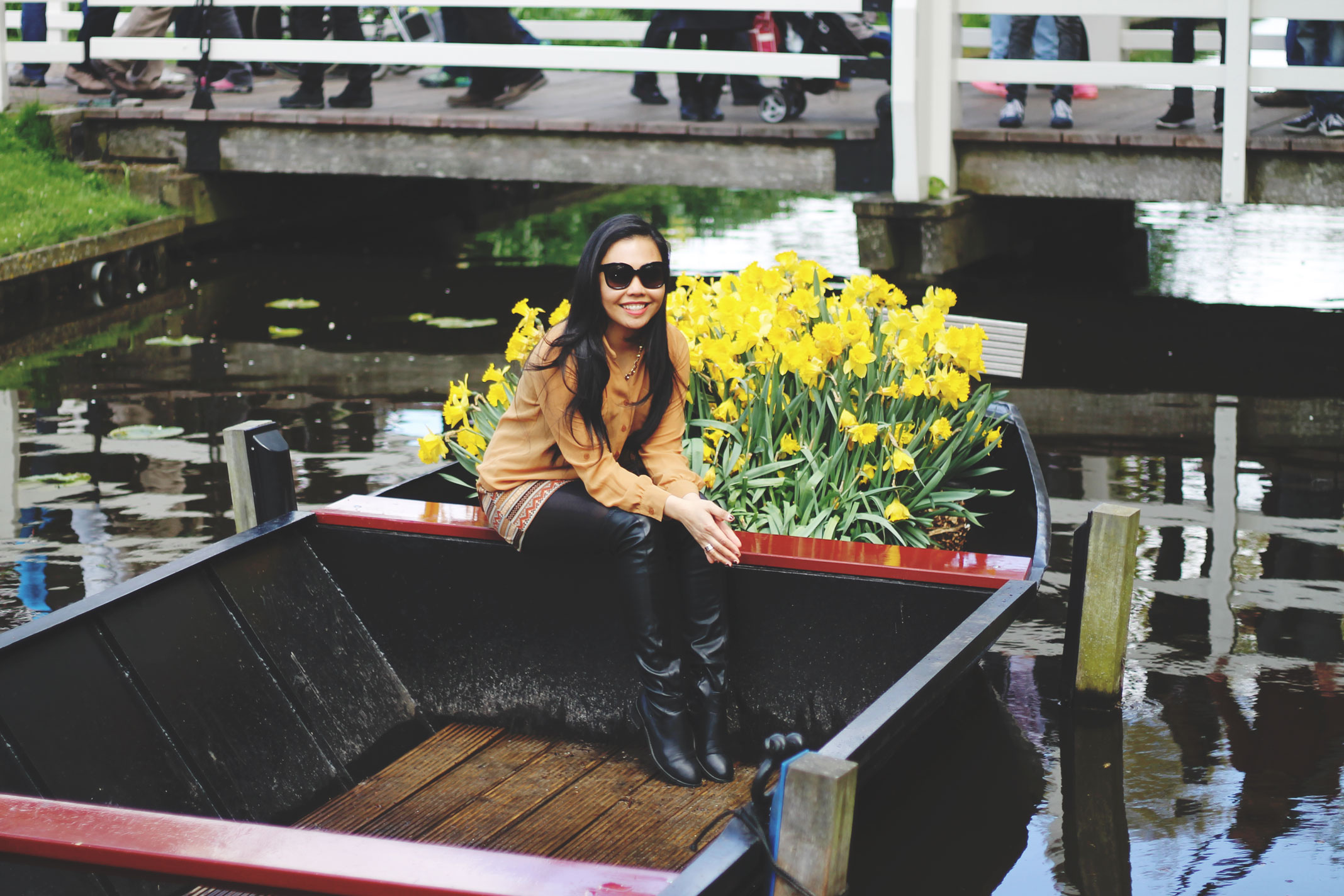STYLEAT30 Travel + Fashion Blog - Keukenhof Gardens and Tulip Fields Tour from Amsterdam - Holland Tulips - 24