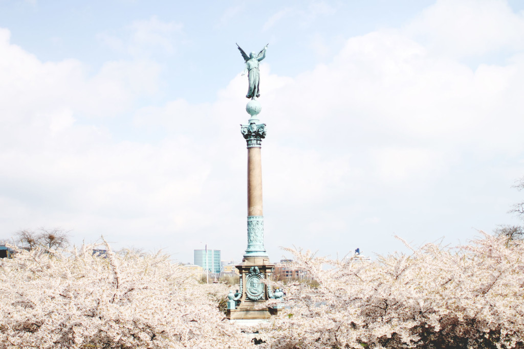 STYLEAT30 Travel Blog - Copenhagen Sakura Festival - Cherry Blossoms Denmark - 10